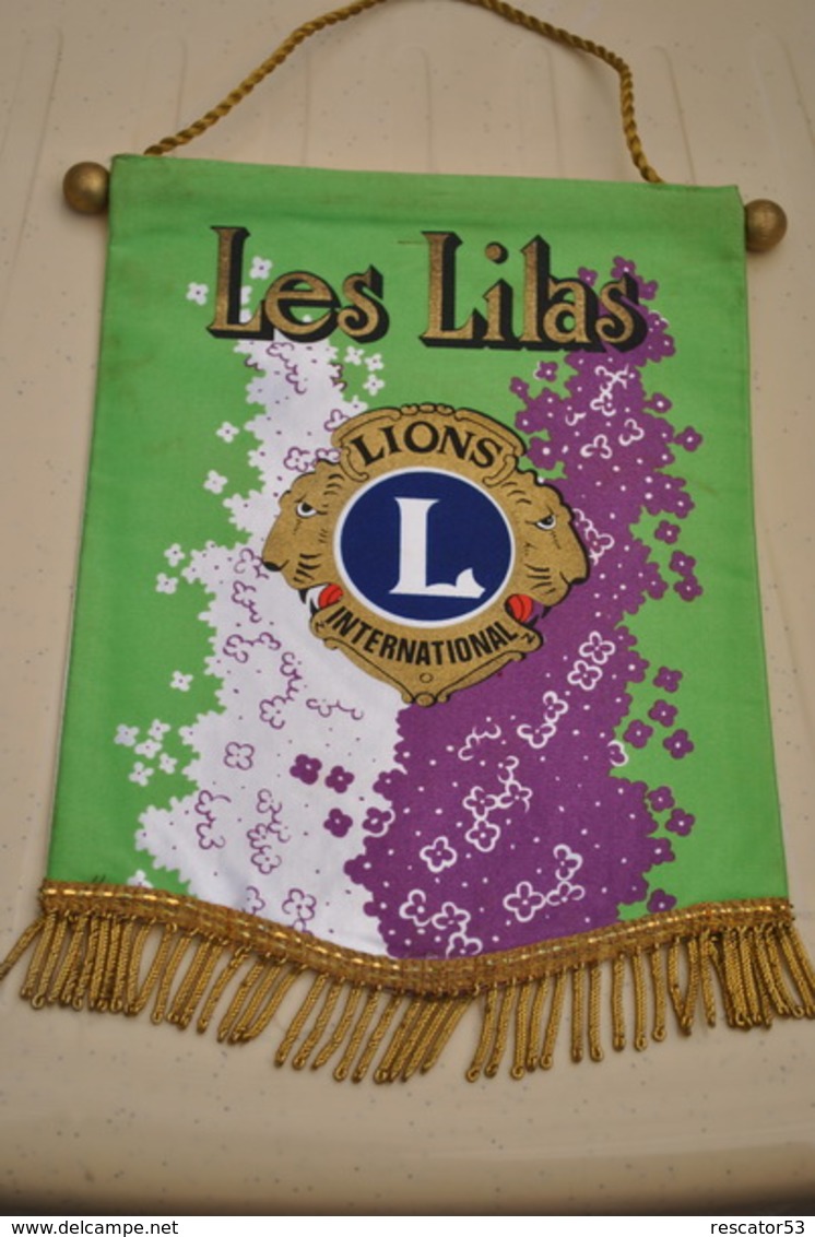 Rare Fanion Lion's Club Les Lilas - Sonstige & Ohne Zuordnung