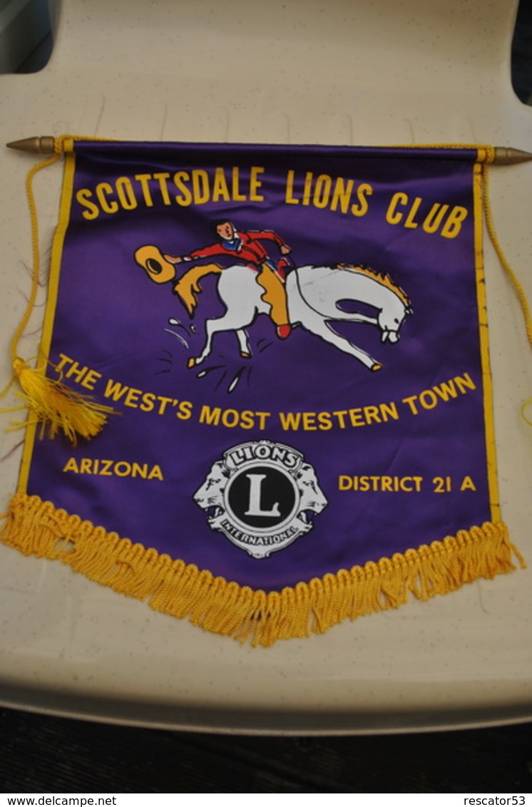 Rare Fanion Lion's Club Scottsdale Arizona USA - Autres & Non Classés