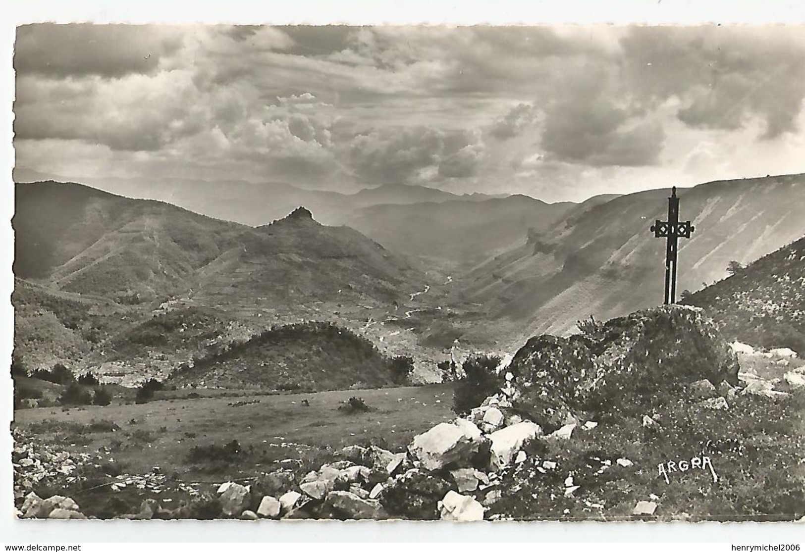 30 Gard Le Vigan La Vallée De L'arre Au Centre Le Roc D'esparon 1962 - Le Vigan