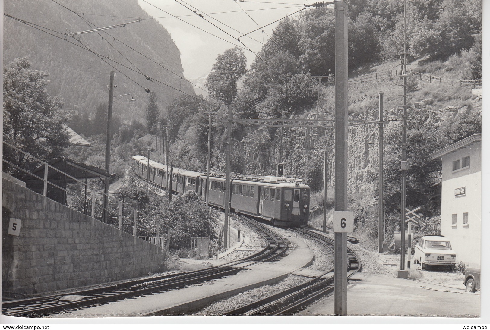 OUDE FOTO - ZWITSERLAND -  SUISSE - STALDEN  - TREIN - 18 X 12 CM - Stalden