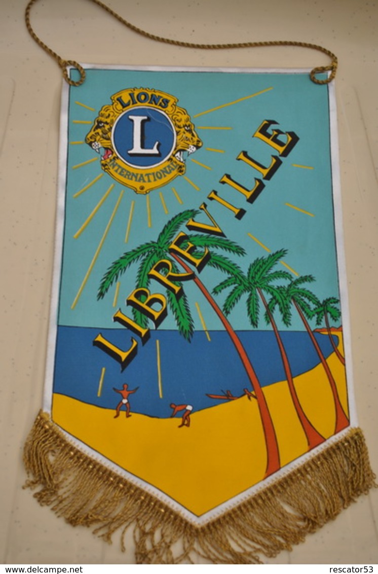 Rare Fanion Lion's Club Libreville - Other & Unclassified