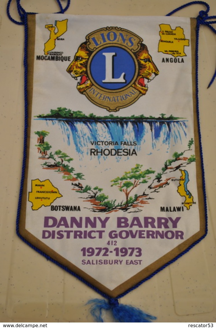 Rare Fanion Lion's Club Gouverneur Danny Barry 1972-1973 Lac Victoria Rhodésie - Other & Unclassified