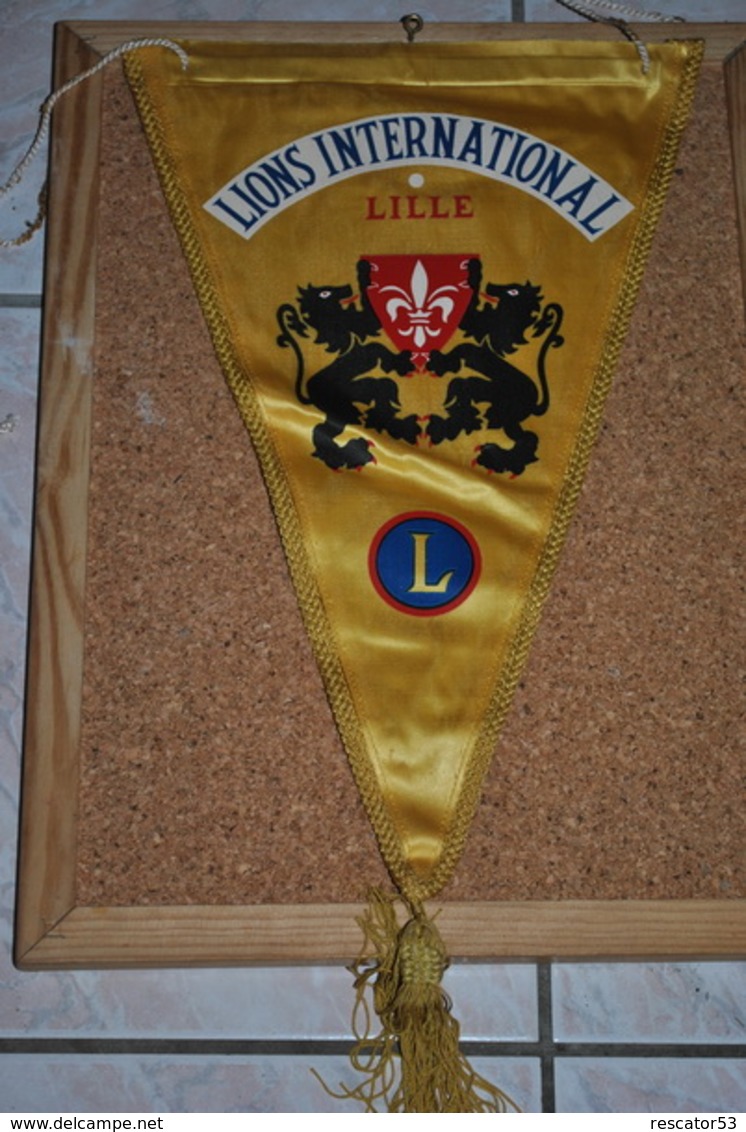 Rare Fanion Lion's Club Lille - Other & Unclassified