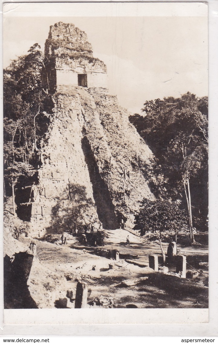 UNIVERSITY MUSEUM EXCAVATION AT TIKAL GUATEMALA, TEMPLE OF THE GIANT JAGUAR. CIRCULEE 1963 GUATEMALA A ITALIA - BLEUP - Guatemala