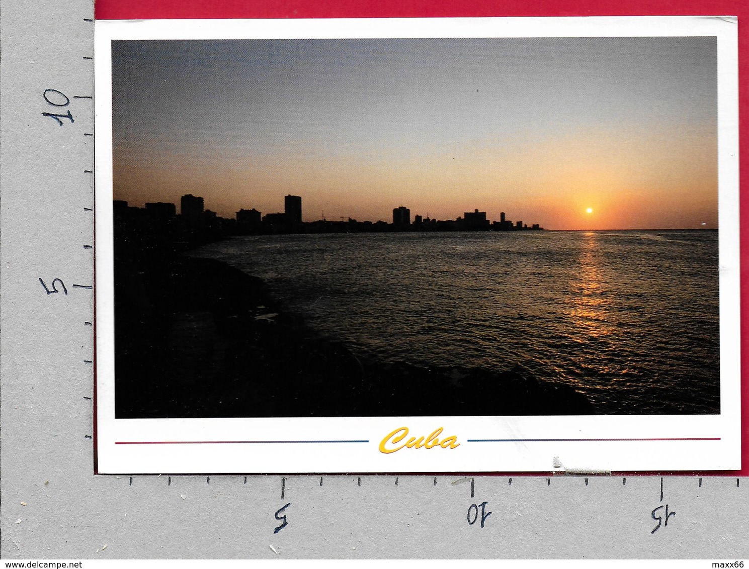 CARTOLINA VG CUBA - LA HABANA - Atardecer Sobre La Ciudad - 12 X 17 - ANN. 2005 ZOOLOGICO NACIONAL - GIRAFFA - Cuba