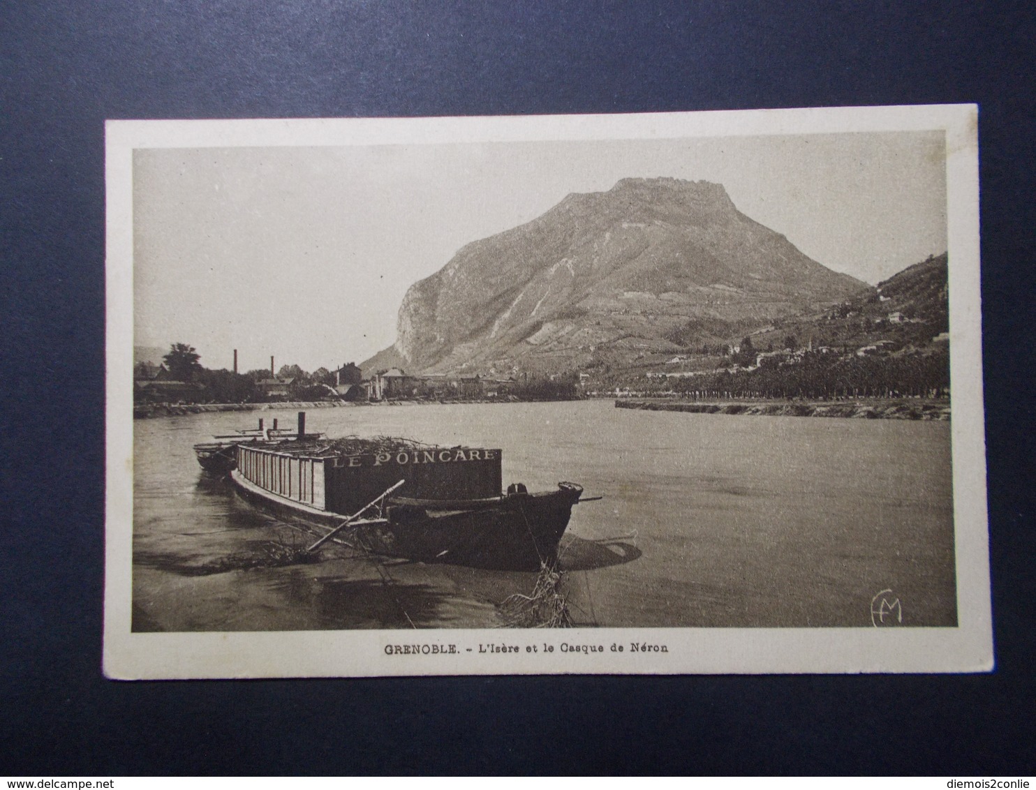 Carte Postale -  GRENOBLE (38) - L'Isére Et Le Casque De Néron - Bâteau Le Poincaré - (2524) - Grenoble