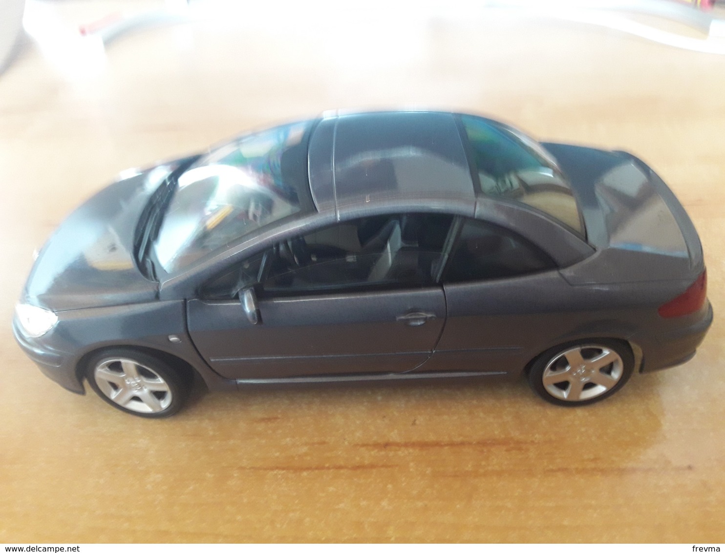 Peugeot 307 CC Marque Solido 1/18 - Solido