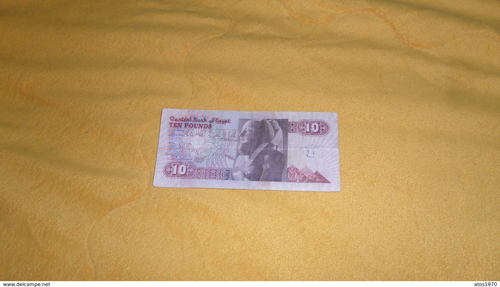 BILLET DE 10 POUNDS EGYPTE DATE ?. - Egypte