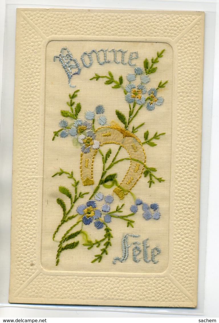 CARTE BRODEE 050  Fleurs Et Fer à Cheval Porte Bonheur    " Bonne Fete "  écrite - Brodées