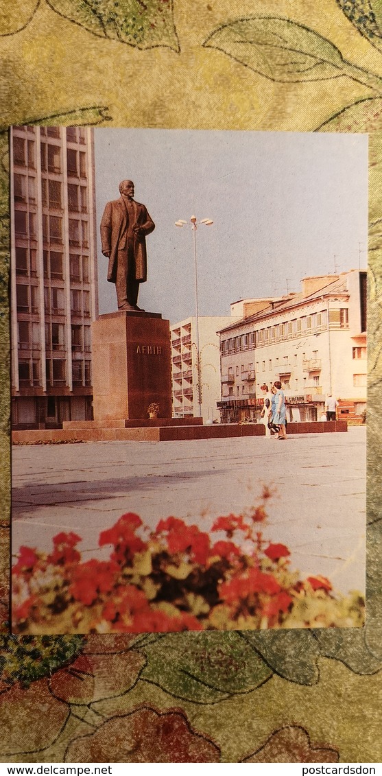 Ukraine. Vinnitsa. Lenin Monument (demolished In 2014) .  1980s - Monumenten