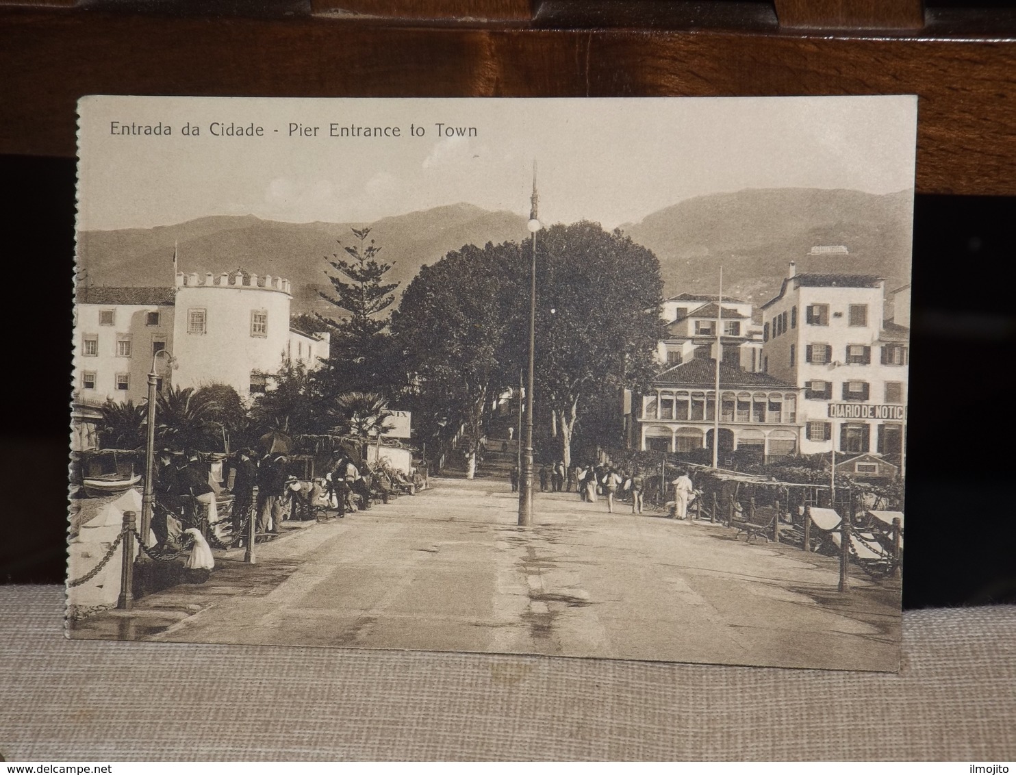 TARJETA POSTAL MADEIRA ENTRADA DA CIDADE PIER ENTRANCE TO TOWN AK CPA - Madeira