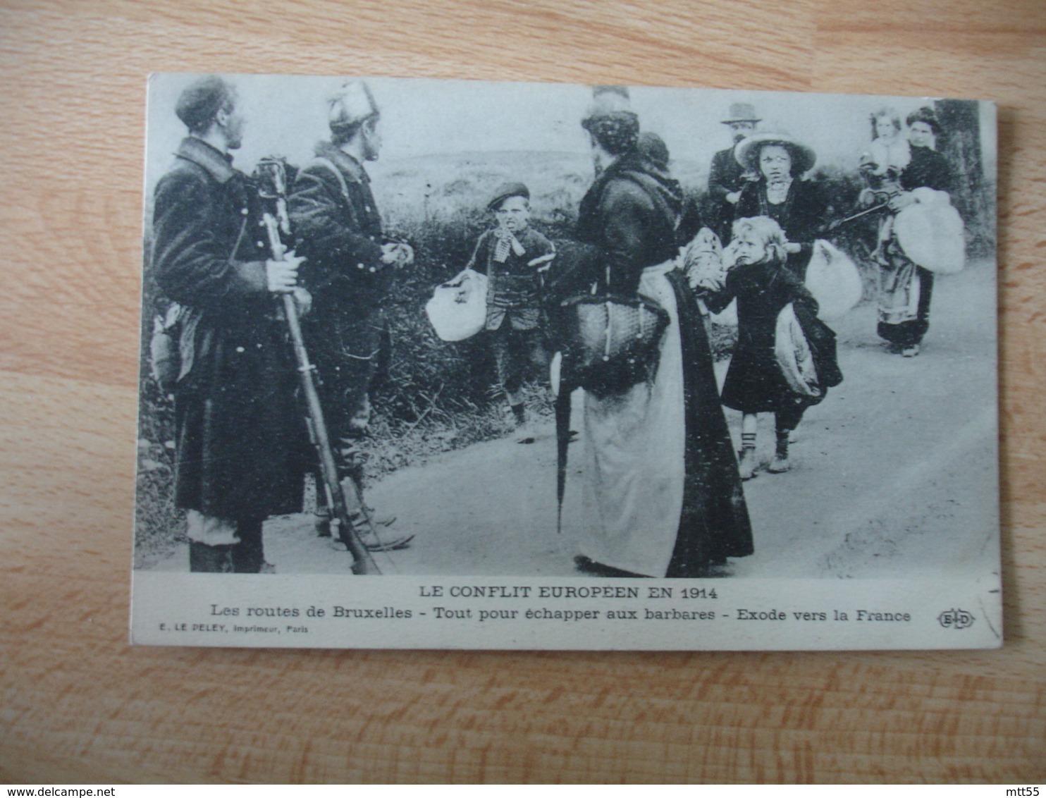 Guerre 14.18 Belgique  Route De Bruxelles Exode Vers La France Pour Echapper Aux Barbares - Guerre 1914-18