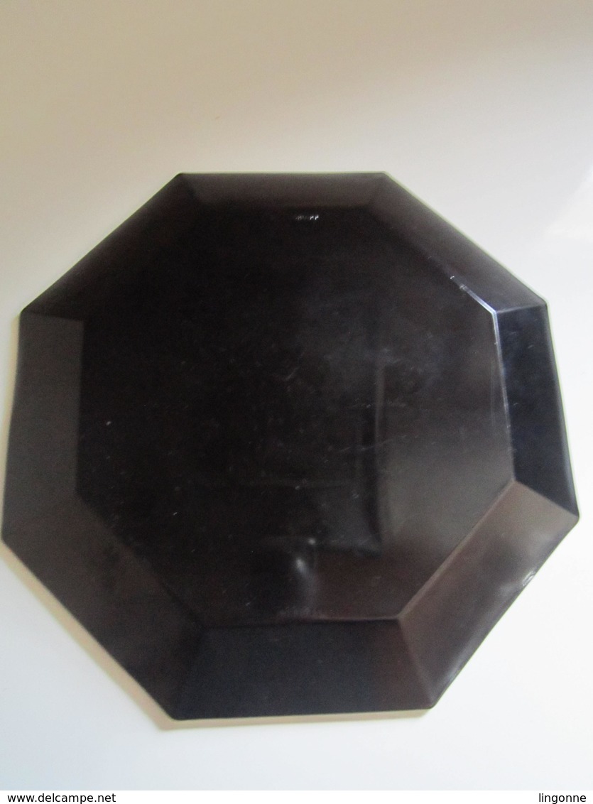 ASSIETTE Gravée CHOUETTE, HIBOUX GRAND DUC  Diamètre : 23,5 Cm - Art Populaire