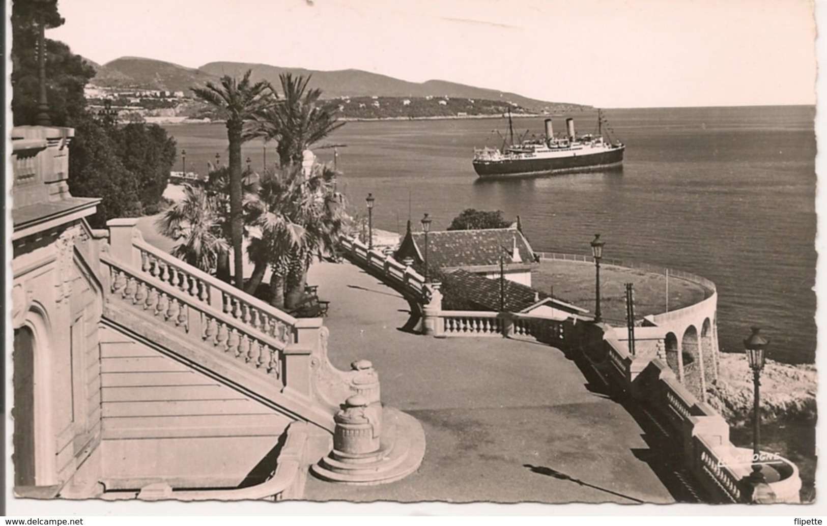 L20J488 - Monté Carlo - Les Terrasses Et Le Tir Aux Pigeons - Vue Sur Le Cap Martin  - La Cigogne N°99.138.73 - Le Terrazze