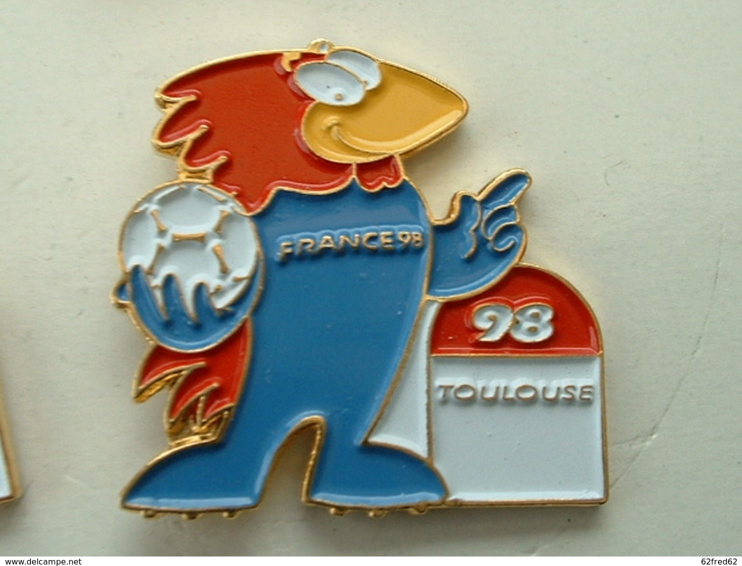 PIN'S FOOTBALL COUPE DU MONDE FRANCE 98 - FOOTIX -  TOULOUSE - Football