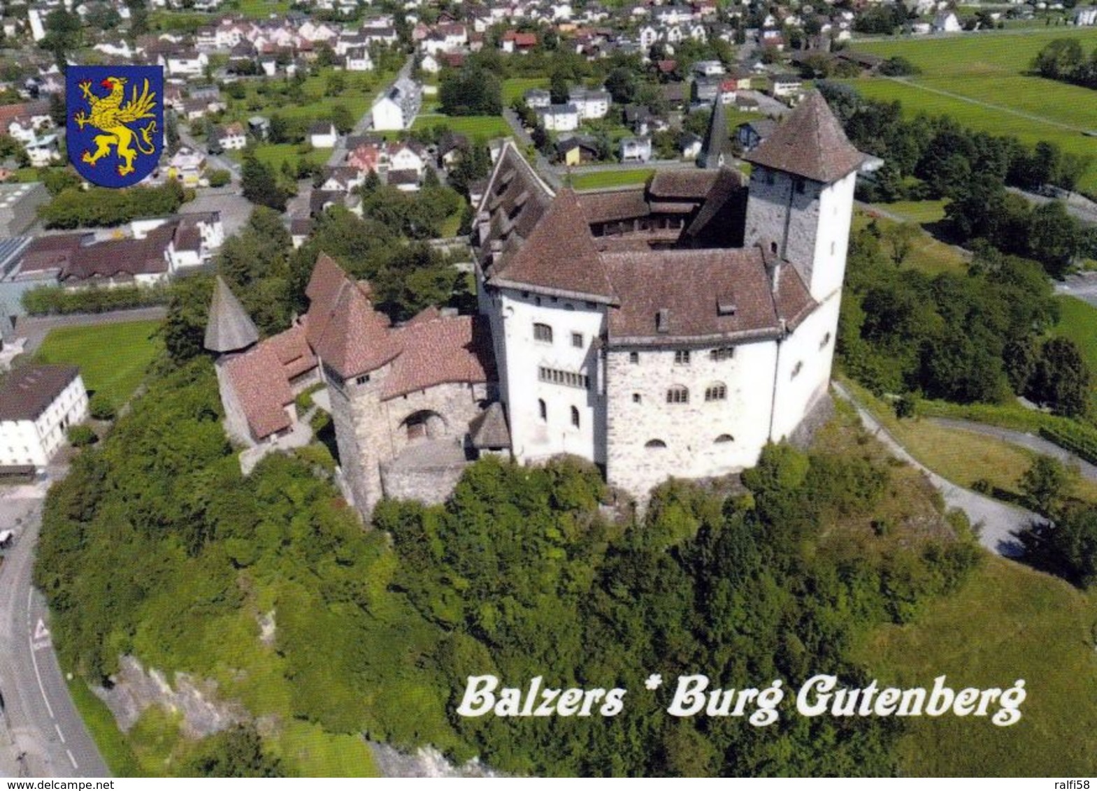 1 AK Liechtenstein * Blick Auf Balzers Im Vordergrund Die Burg Gutenberg  - Erbaut Im 12. Jahrhundert - Luftbildaufnahme - Liechtenstein