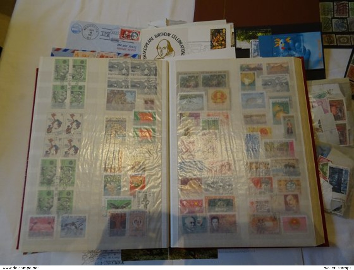 Lot With World Stamps