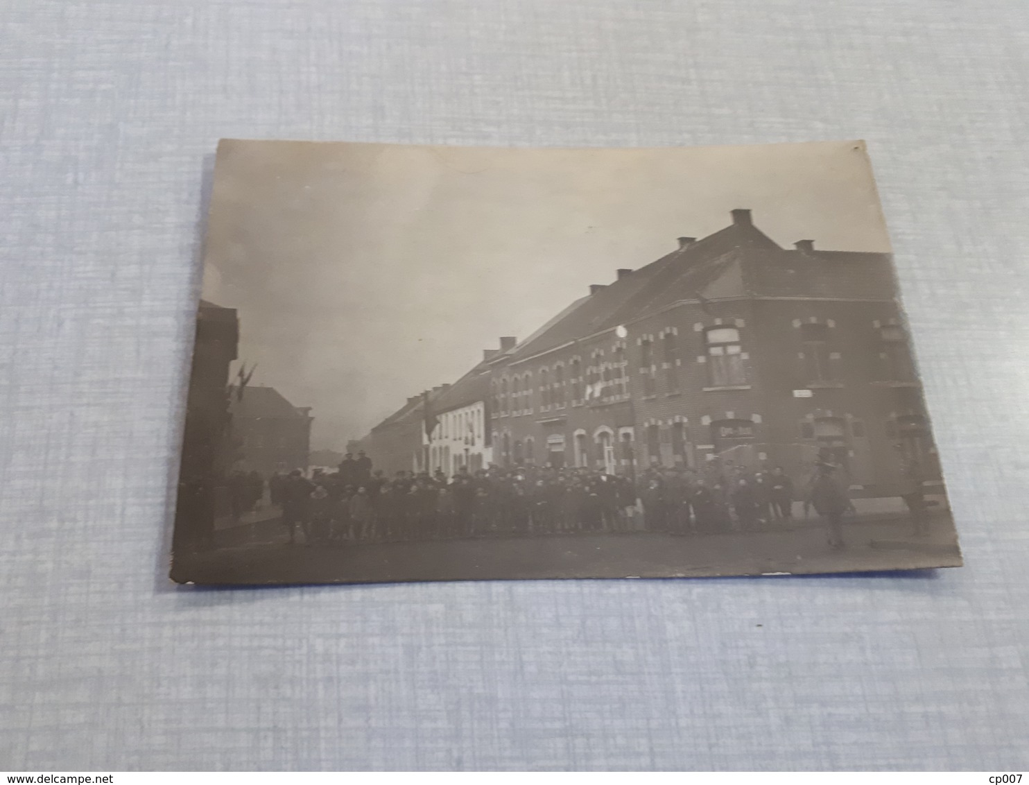 NAAST  Les Enfants Des écoles Accueillent Les Soldats Canadiens  NAAST  Carte/photo - Soignies