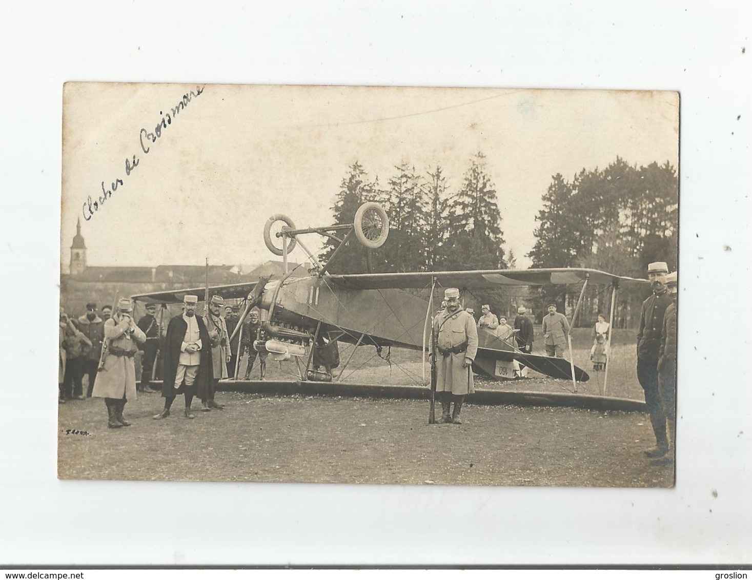 PRES DU CLOCHER DE CROISMARE(54) RARE CARTE PHOTO D'1 AVION TAUBE ALLEMAND TOMBE A JOLIVET AVEC MILITAIRES 1915 - Altri & Non Classificati