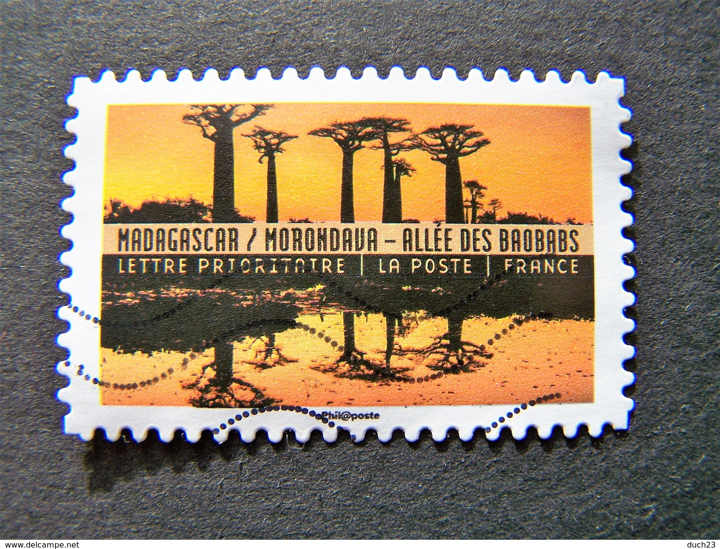 N°1368 MADAGASCAR MORONDOVA BAOBABS OBLITERE ANNEE 2016 SERIE DU CARNET PAYSAGES ET REFLETS DU MONDE AUTOCOLLANT ADHESIF - Oblitérés