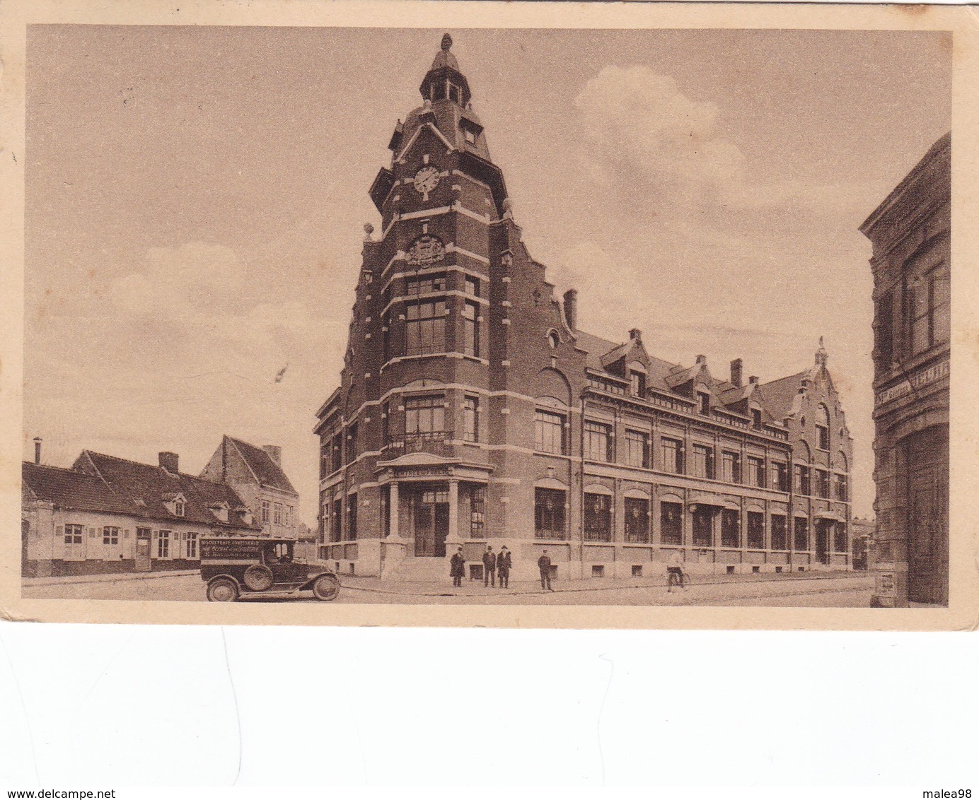 HAZEBROUCK,,,,,,   L'  HOTEL Des  POSTES ,,,,,, VOIR La  VOITURE ,,,,,VOYAGE   1940,,,,ANIMEE,,,,, - Poste & Facteurs