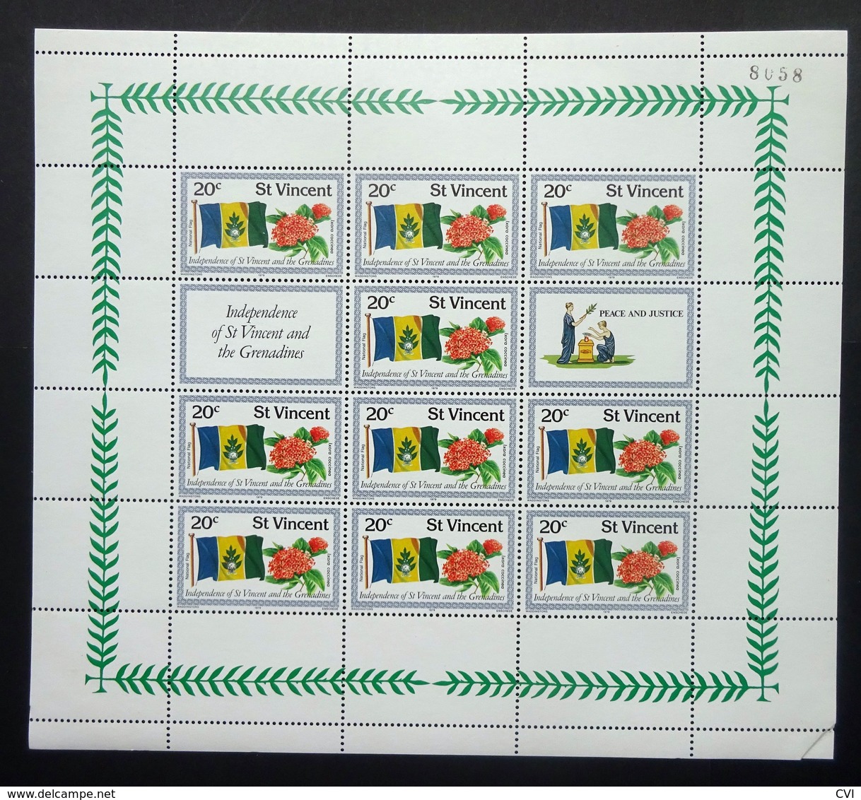 St. Vincent 1979 SG603 20c Independence Of St Vincent & The Grenadines Minisheet With Control Number 8058 MNH. - St.Vincent (1979-...)