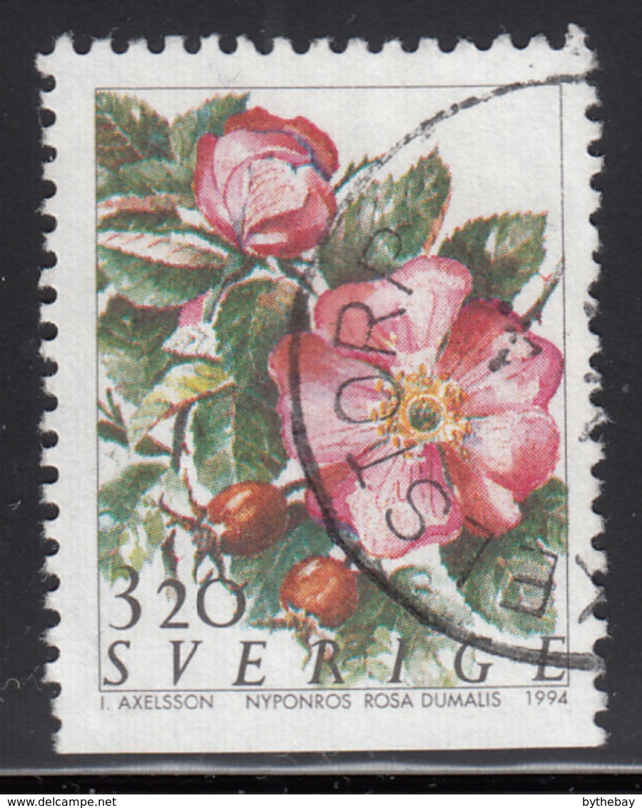 Sweden 1994 Used Scott #2071 3.20k Nyponros Rosa Dumalis Roses - Used Stamps