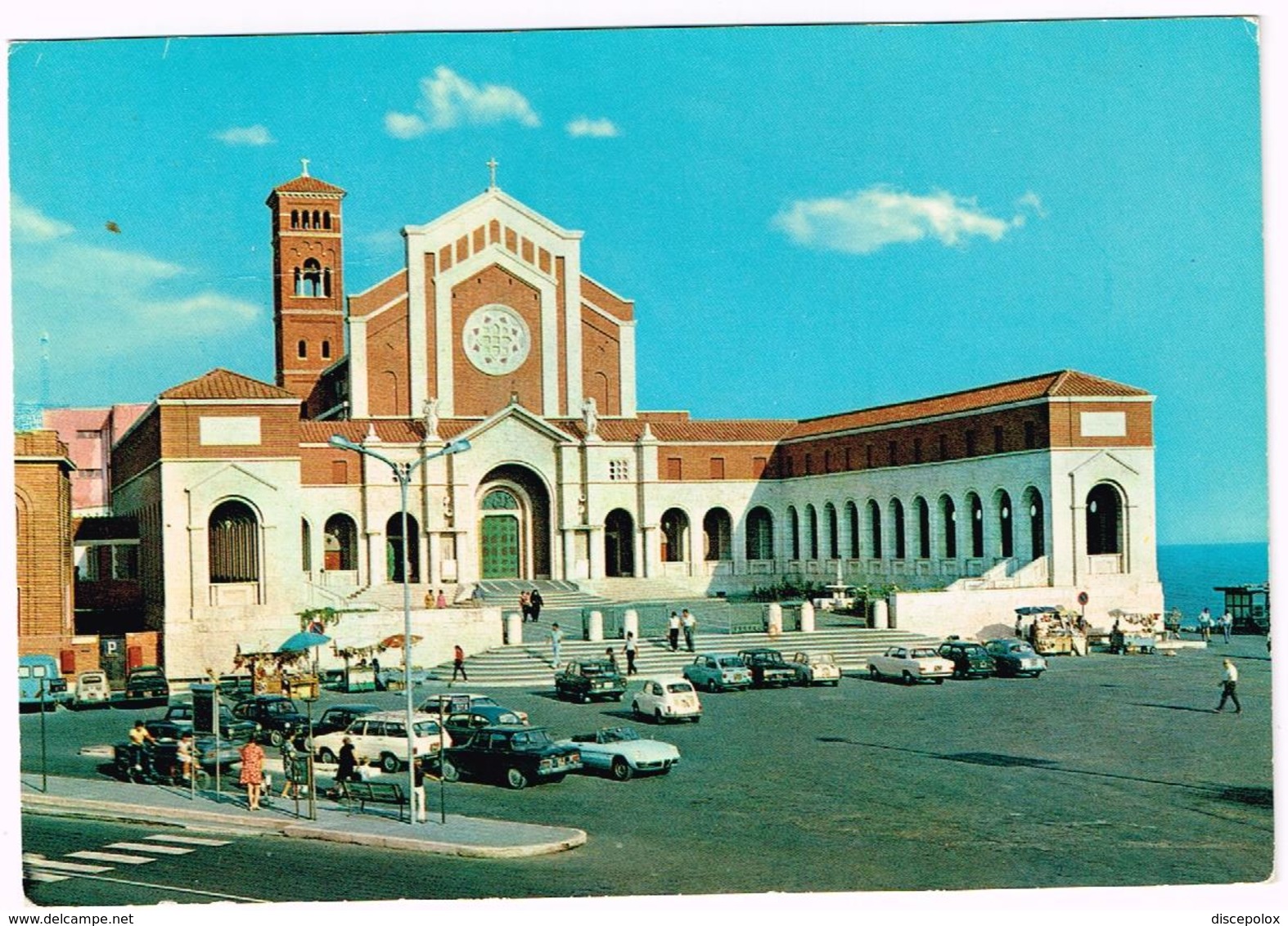 V3694 Nettuno (Roma) - Basilica Santuario Di Santa Maria Goretti - Auto Cars Voitures / Viaggiata 1976 - Altri & Non Classificati
