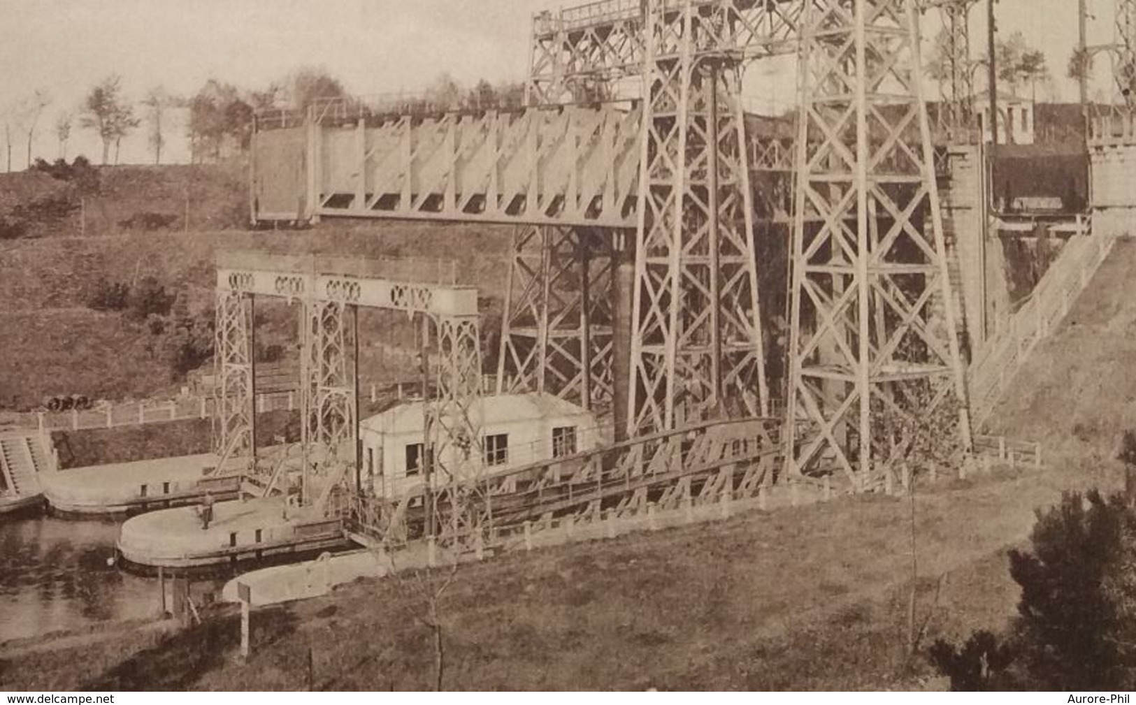 Houdeng Goegnies L'ascenseur - La Louvière