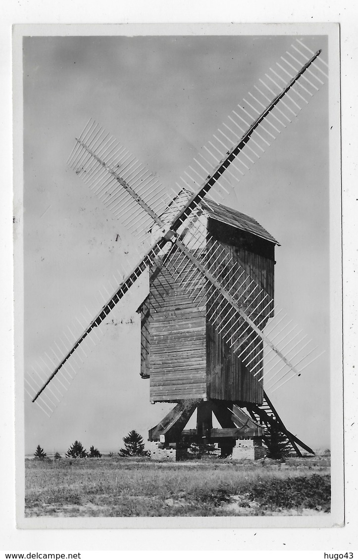 (RECTO / VERSO) VALMY - LE MOULIN HISTORIQUE - TIMBRE DECOLLE - FORMAT CPA VOYAGEE - Autres & Non Classés