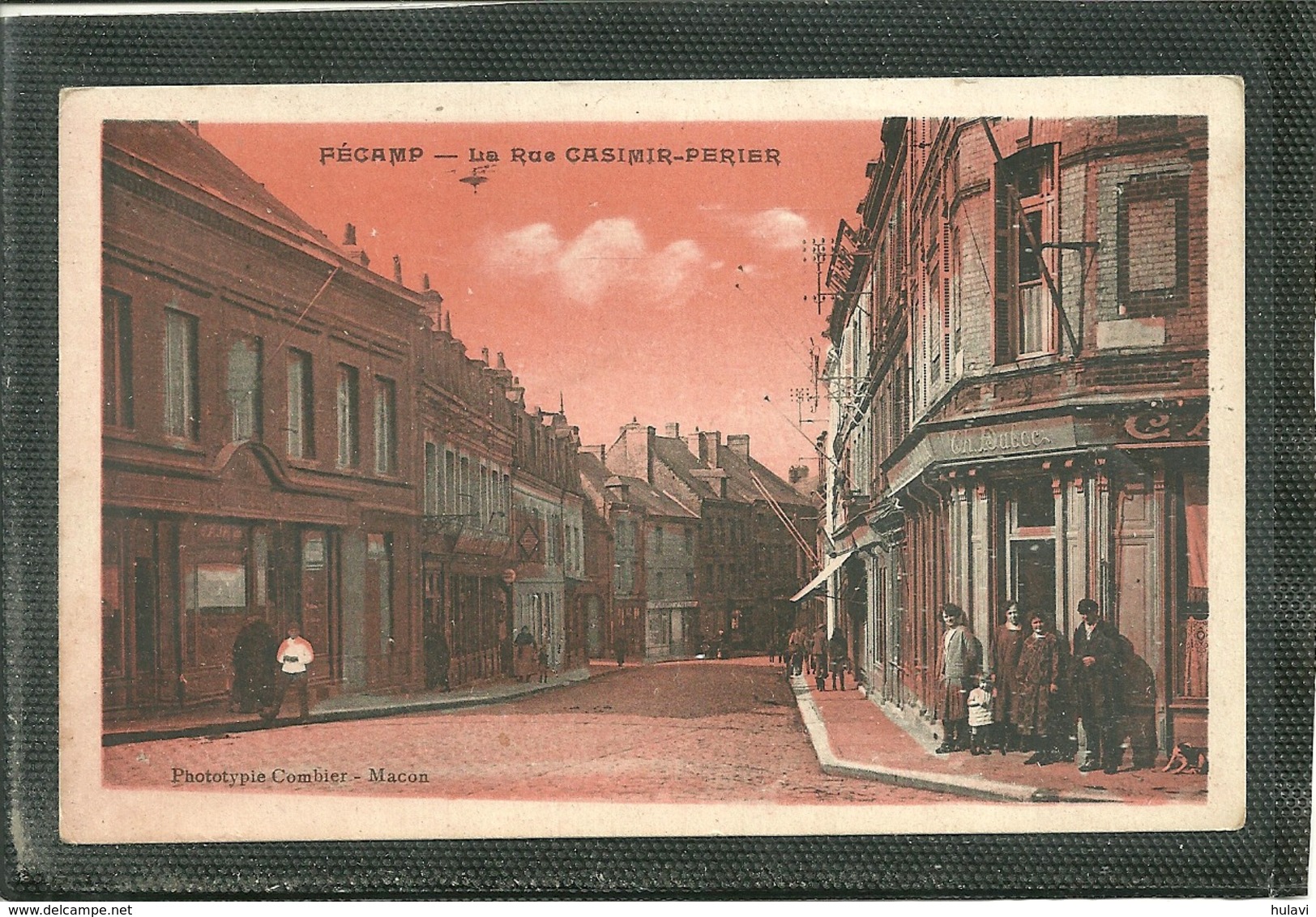 76  FECAMP - LA RUE CASIMIR PERIER (ref 4103) - Fécamp