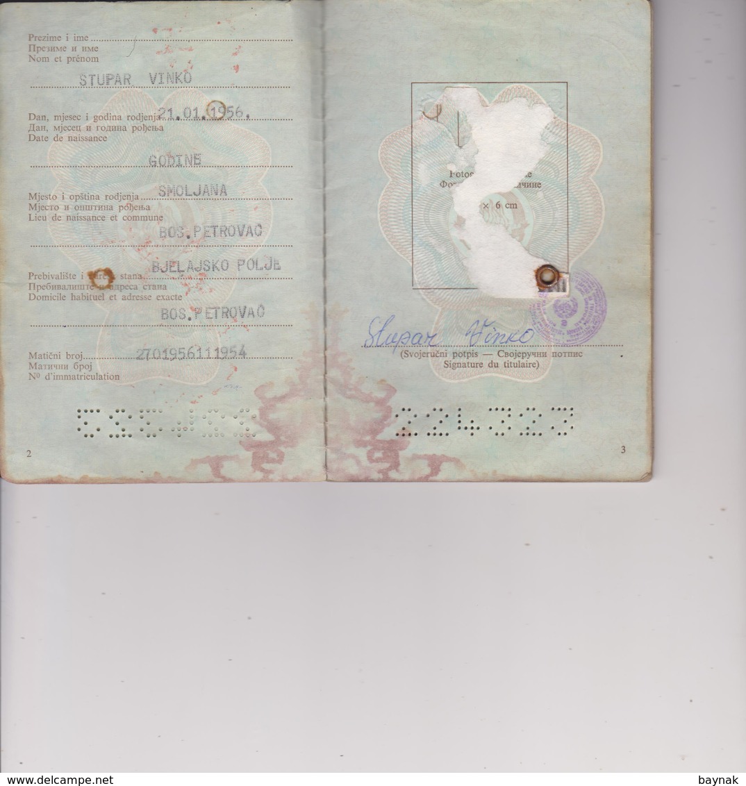 PM59  --  SFR  YUGOSLAVIA  --  PASSPORT --  NO PHOTO  ~ 1982  --  VISA    2 X CANADA - Historische Dokumente