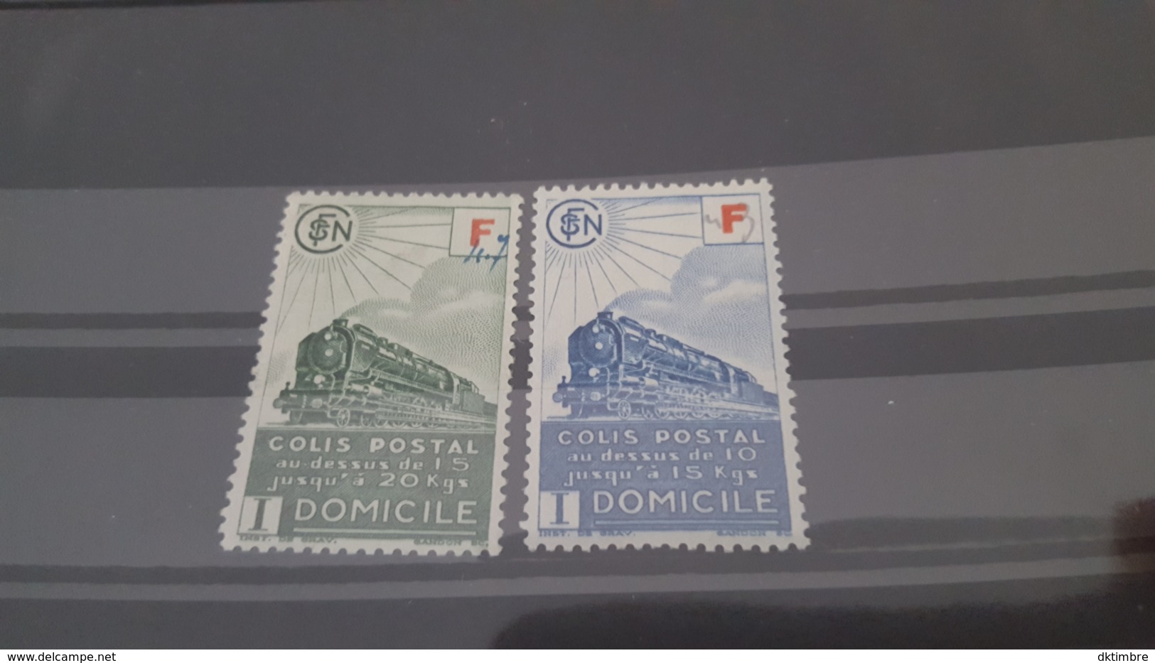 LOT 435773 TIMBRE DE FRANCE NEUF** - Mint/Hinged