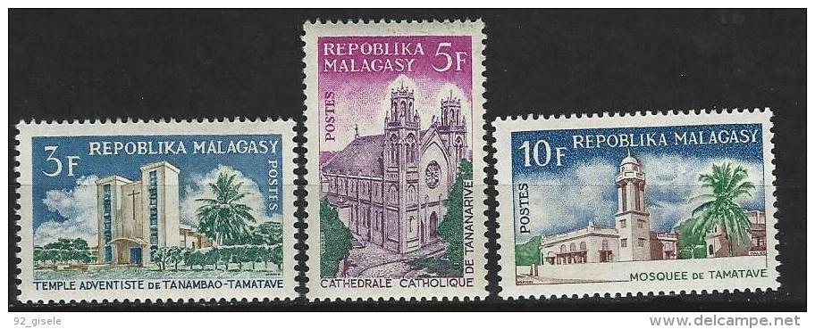 Madagascar YT 431 à 433 " Edifices Religieux " 1967 Neuf** - Madagascar (1960-...)