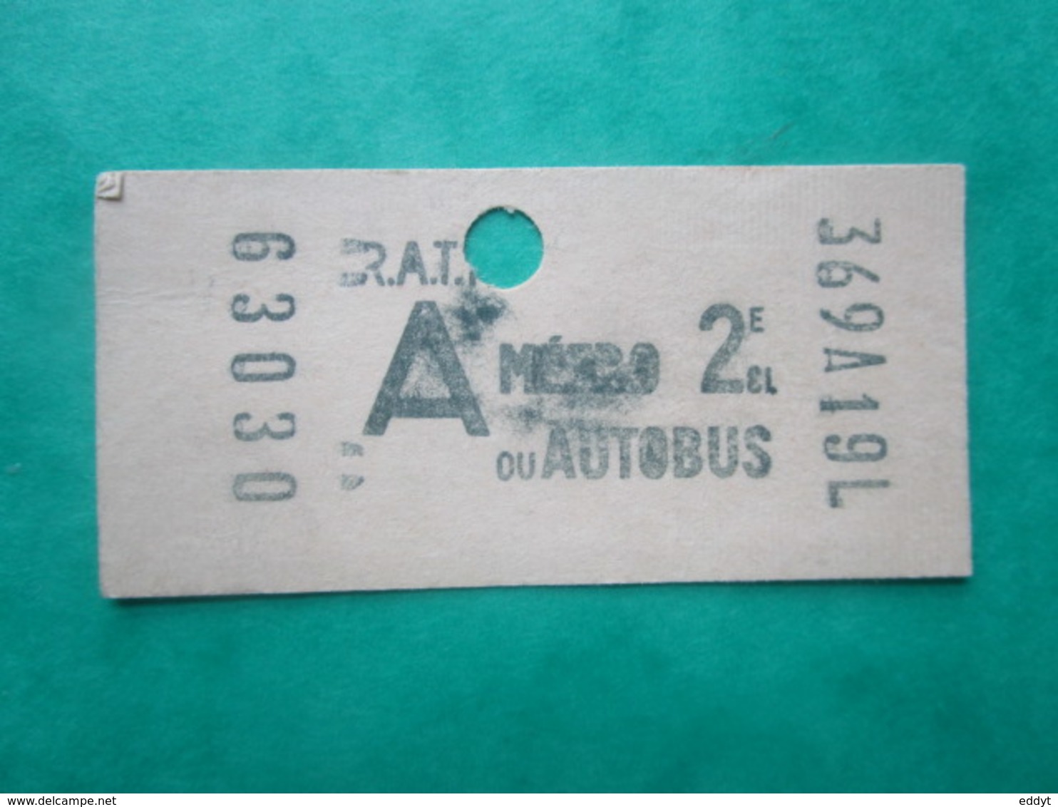 TICKET  Métro  Autobus RATP  PARIS " A "  - 2° Classe - Couleur Beige  - 1967 - TBE - Mondo