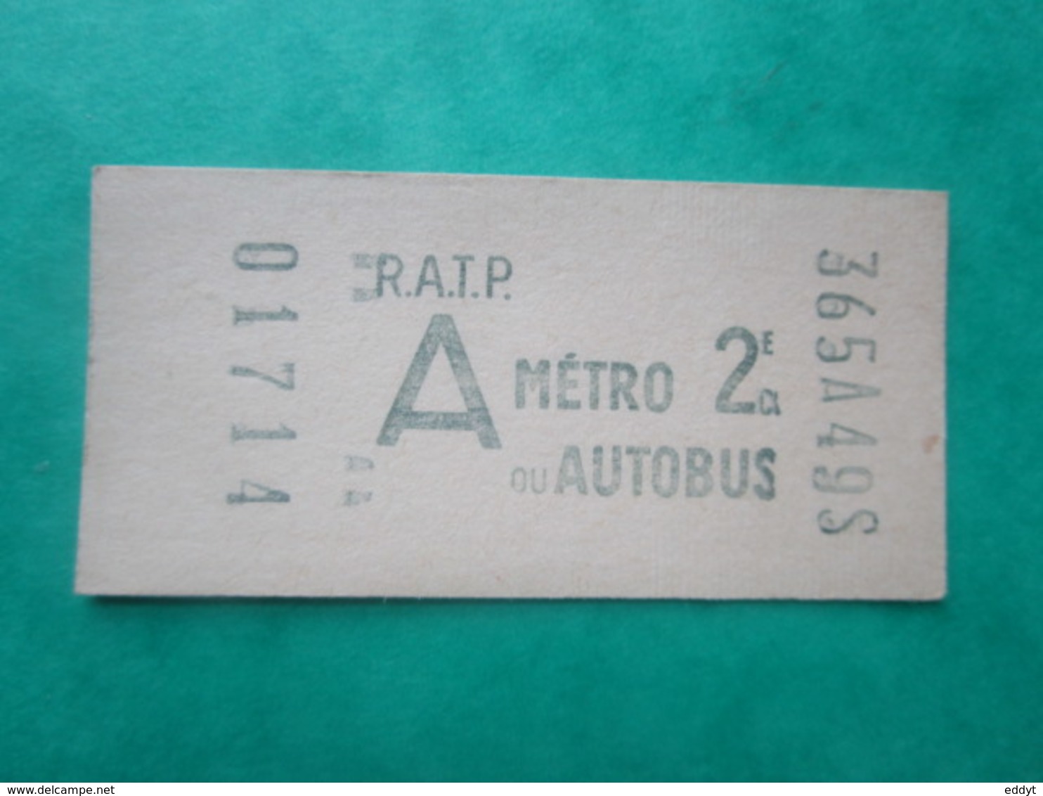 TICKET  Métro  Autobus RATP  PARIS " A "  - 2° Classe - Couleur Beige - NEUF - 1967 - TBE - Monde