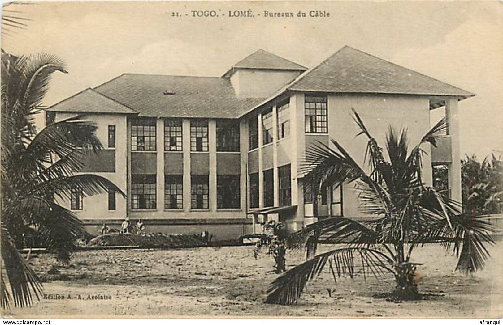 Pays Div -ref P308- Togo - Lomé - Bureaux Du Cable - Carte Bon Etat - - Togo