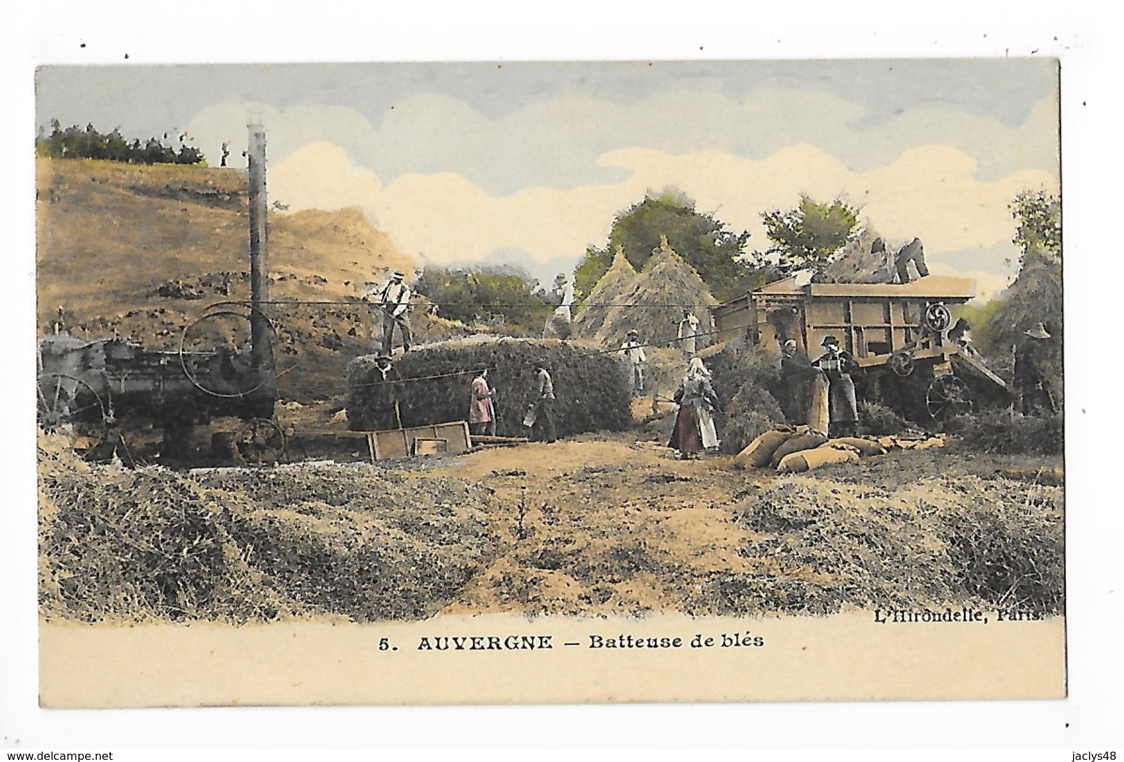 AUVERGNE   (cpa 63)  Batteuse De Blés (carte Colorisée)   -  L 1 - Auvergne Types D'Auvergne