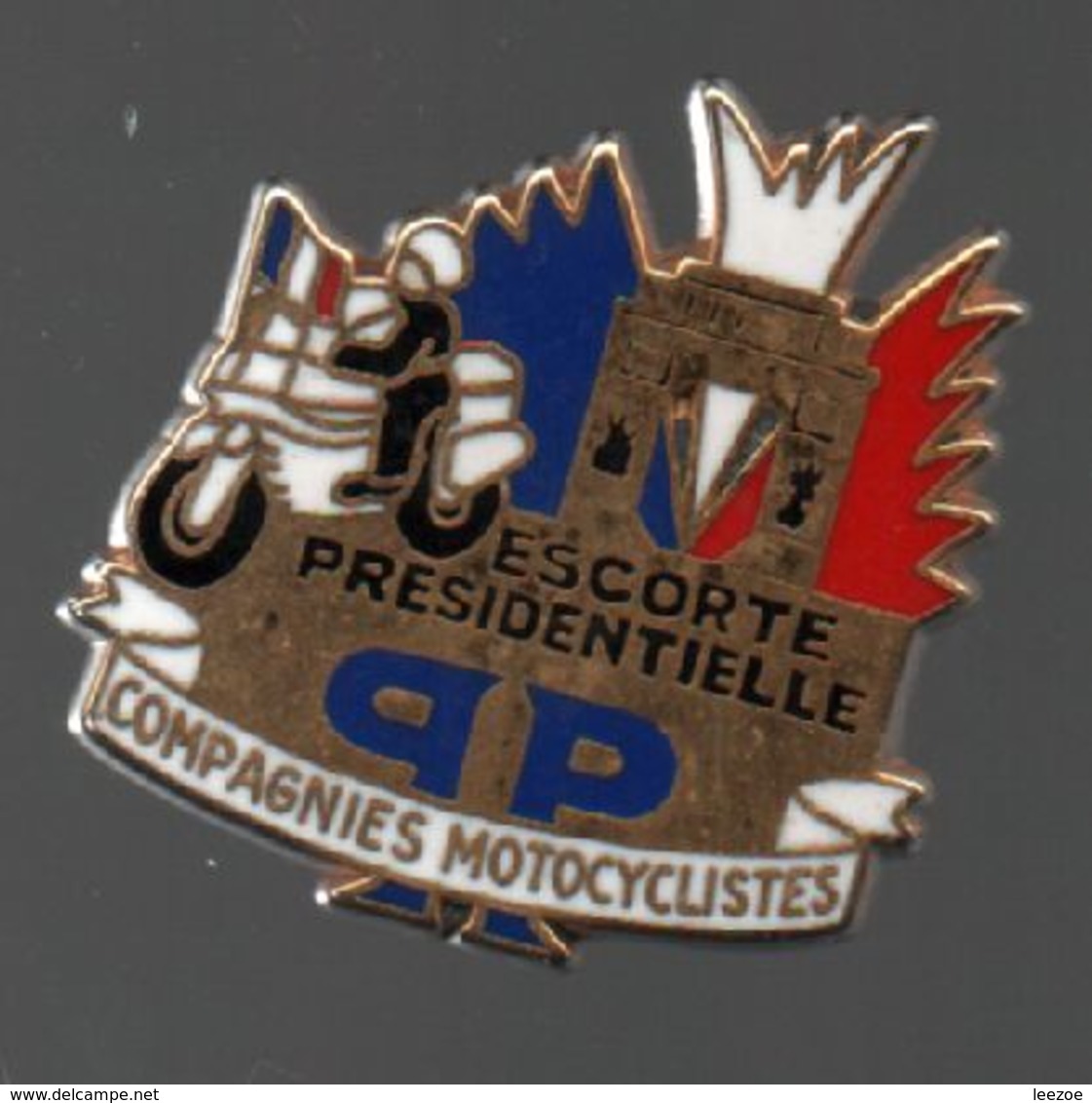 Pin's BALLARD ESCORTE PRESIDENTIELLE.COMPAGNIES MOTOCYCLISTES.....BT4 - Police