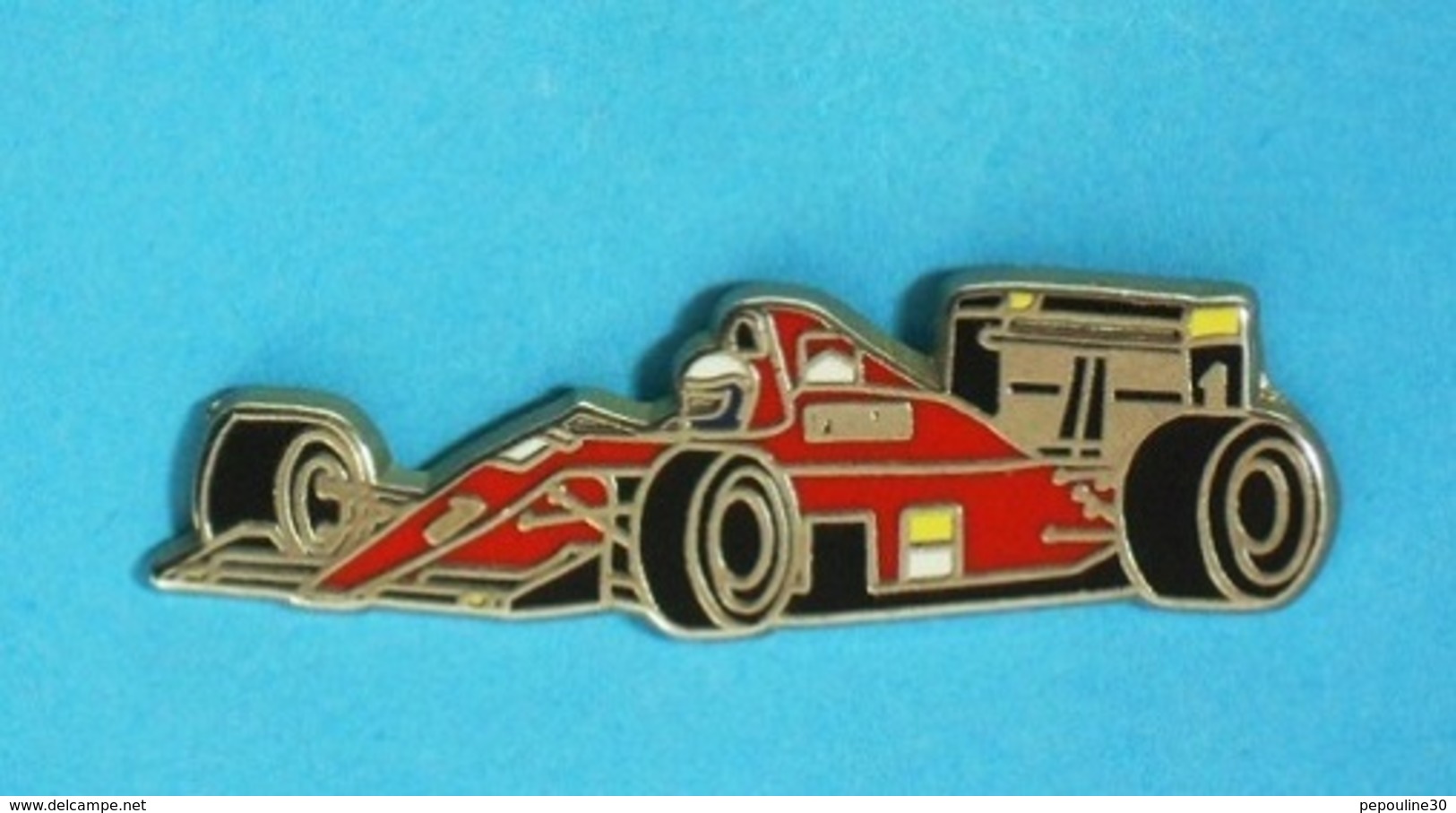 PIN'S //   ** F1 SAISON 1990 / FERRARI F1-90 / ALAIN PROST ** . (Locomobile) - Ferrari
