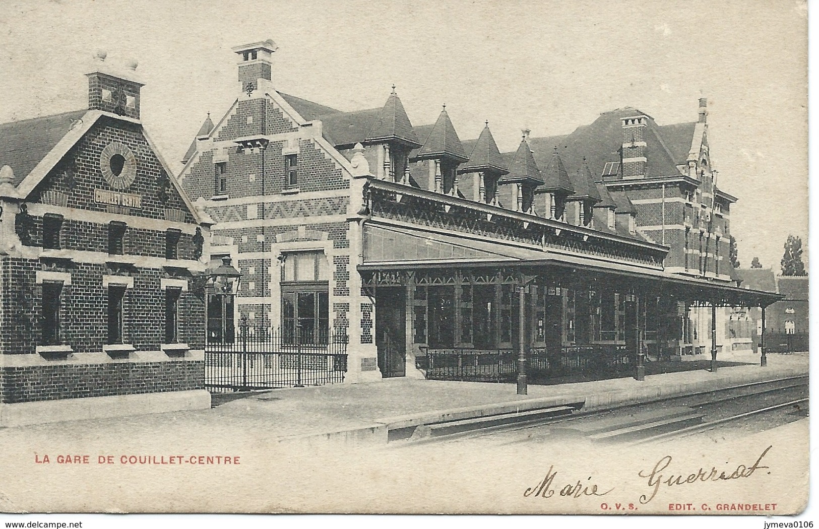 Couillet Centre. Intérieur De La Gare. - Gares - Sans Trains