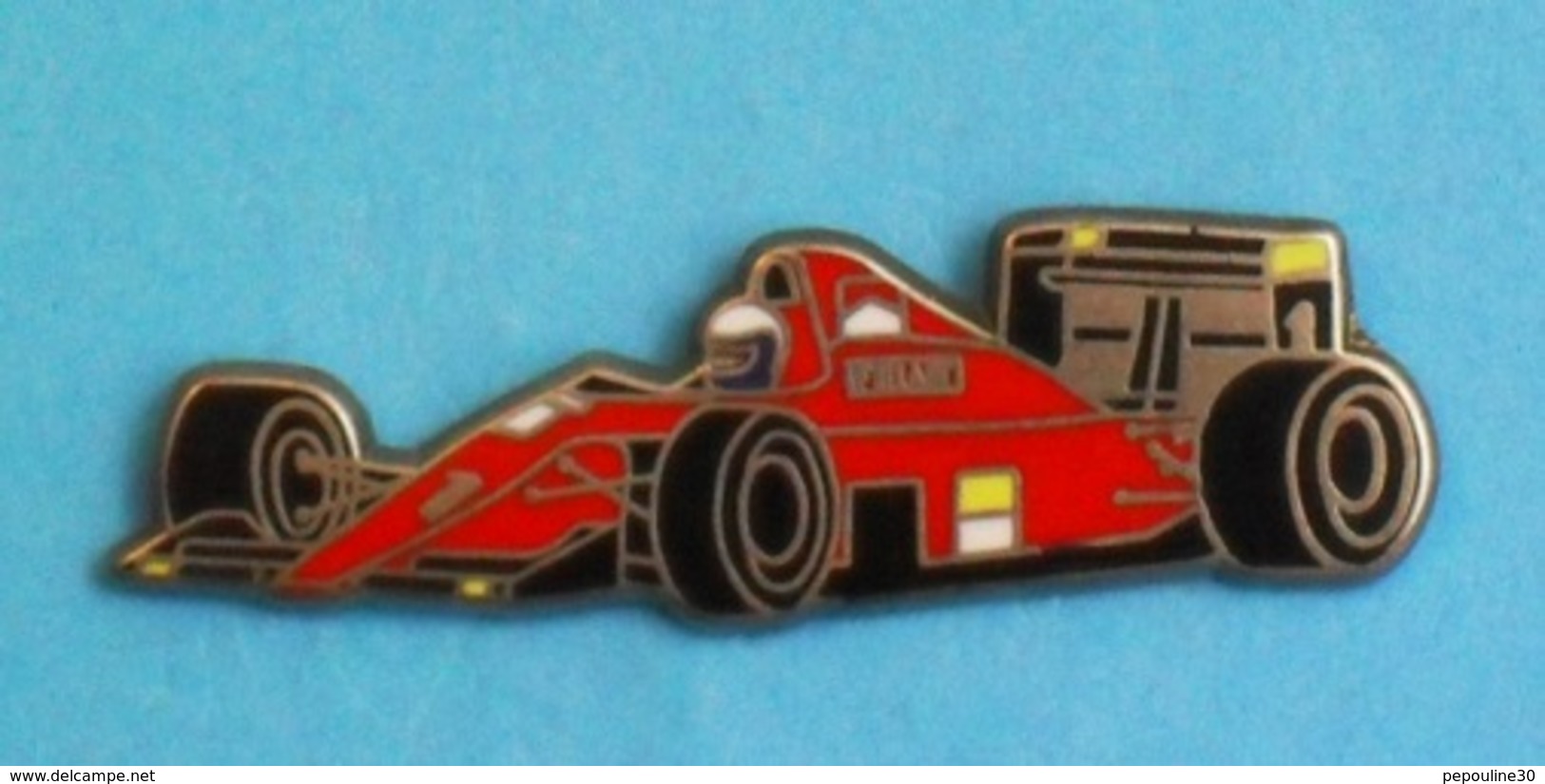 PIN'S //   ** F1 SAISON 1990 / FERRARI F1-90 / ALAIN PROST ** . (Locomobile) - Ferrari