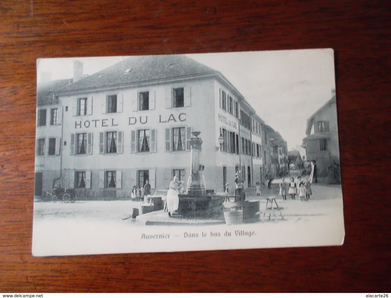 CPA - SUISSE - AUVERNIER - Dans Le Bas Du Village (Hôtel Du Lac) - Auvernier