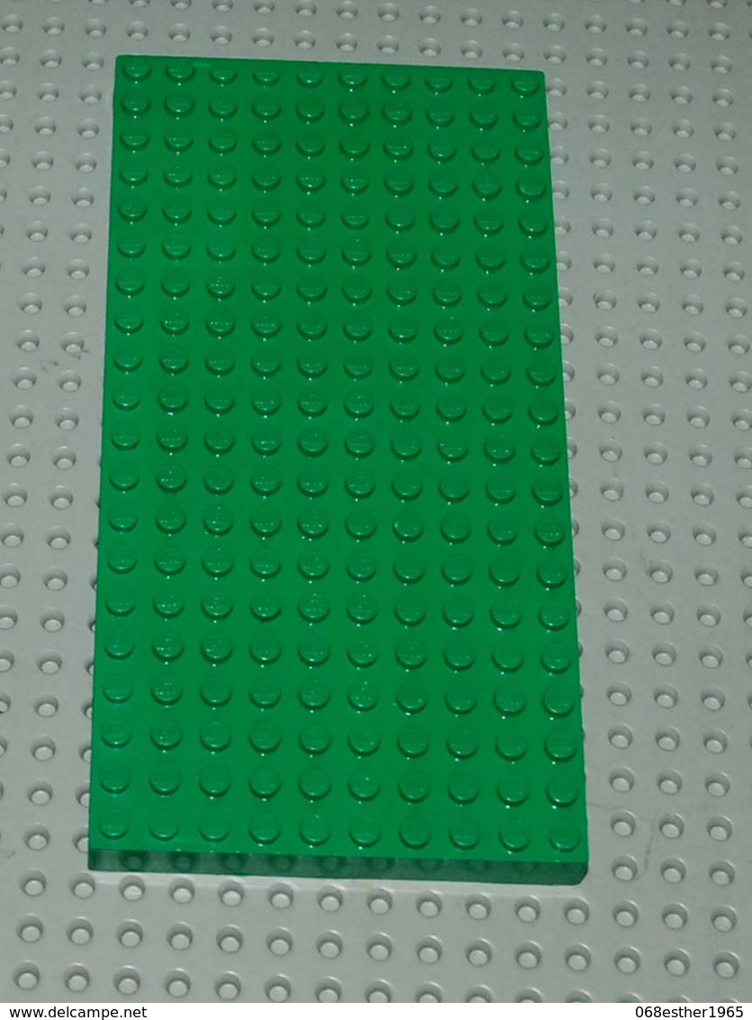 Lego Brique Vert 10x20 Avec En Arrière 1 Support En Croix Et Une Rangée Autour Ref 700ed - Lego Technic