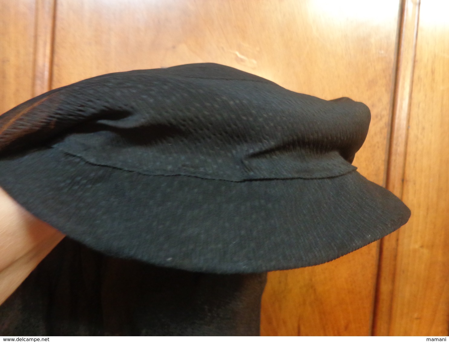 lot   vetements chemisier robe chapeau chemise de grand mere-gant-diademe noeud etc....  femme nylon  vintage