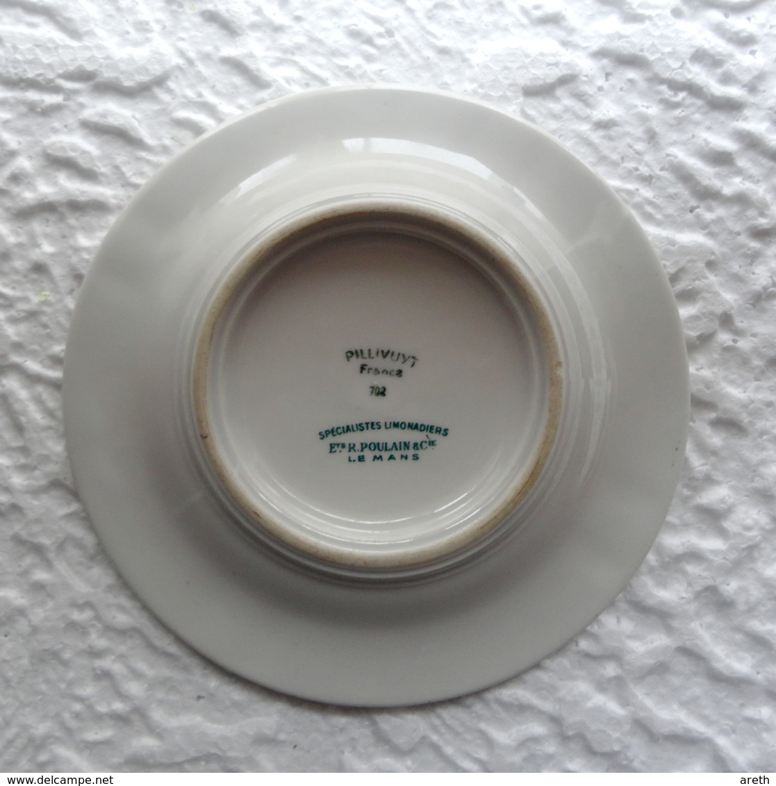 Cendrier  Auberge Du Centre Chitenay - Porcelaine Pillwuyt - Specialistes Limonadiers  Ets R. Poulain Et Cie Le Mans - Porcelain