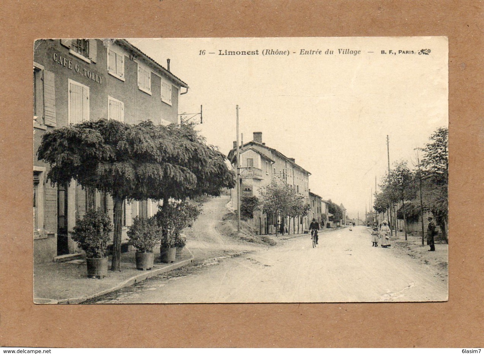 CPA - LIMONEST (69) - Aspect De L'entrée Du Bourg Et Du Café Tolly En 1912 - Limonest