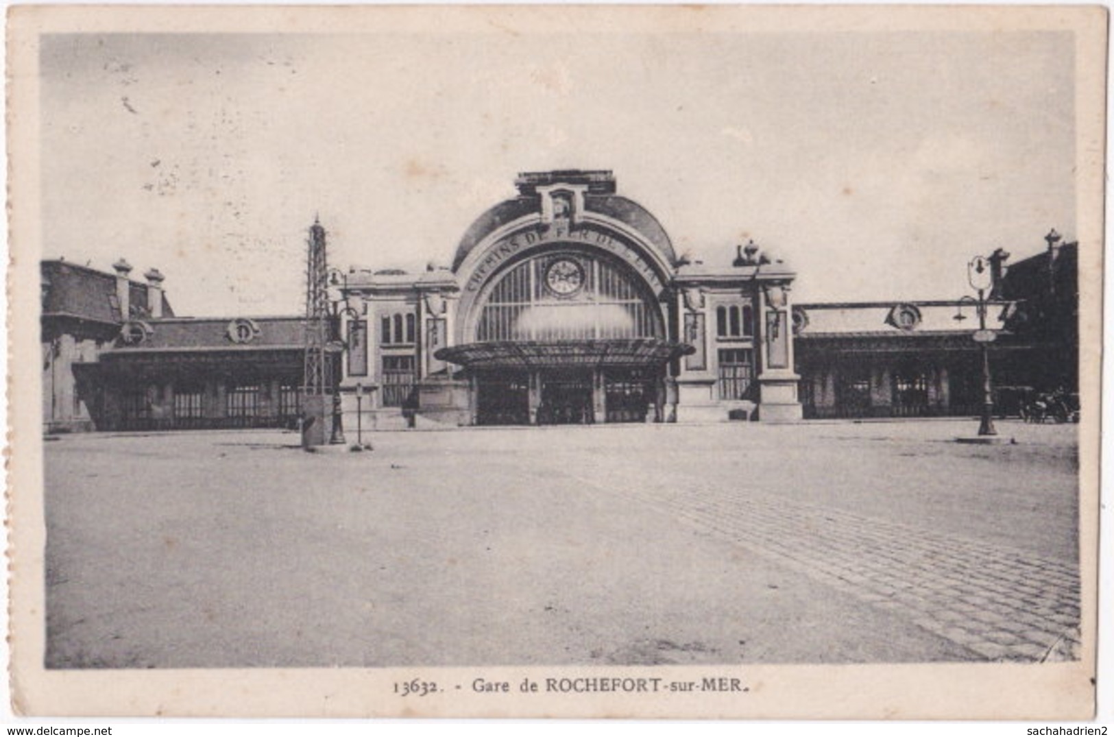 17. Gare De ROCHEFORT-SUR-MER. 13632 - Rochefort