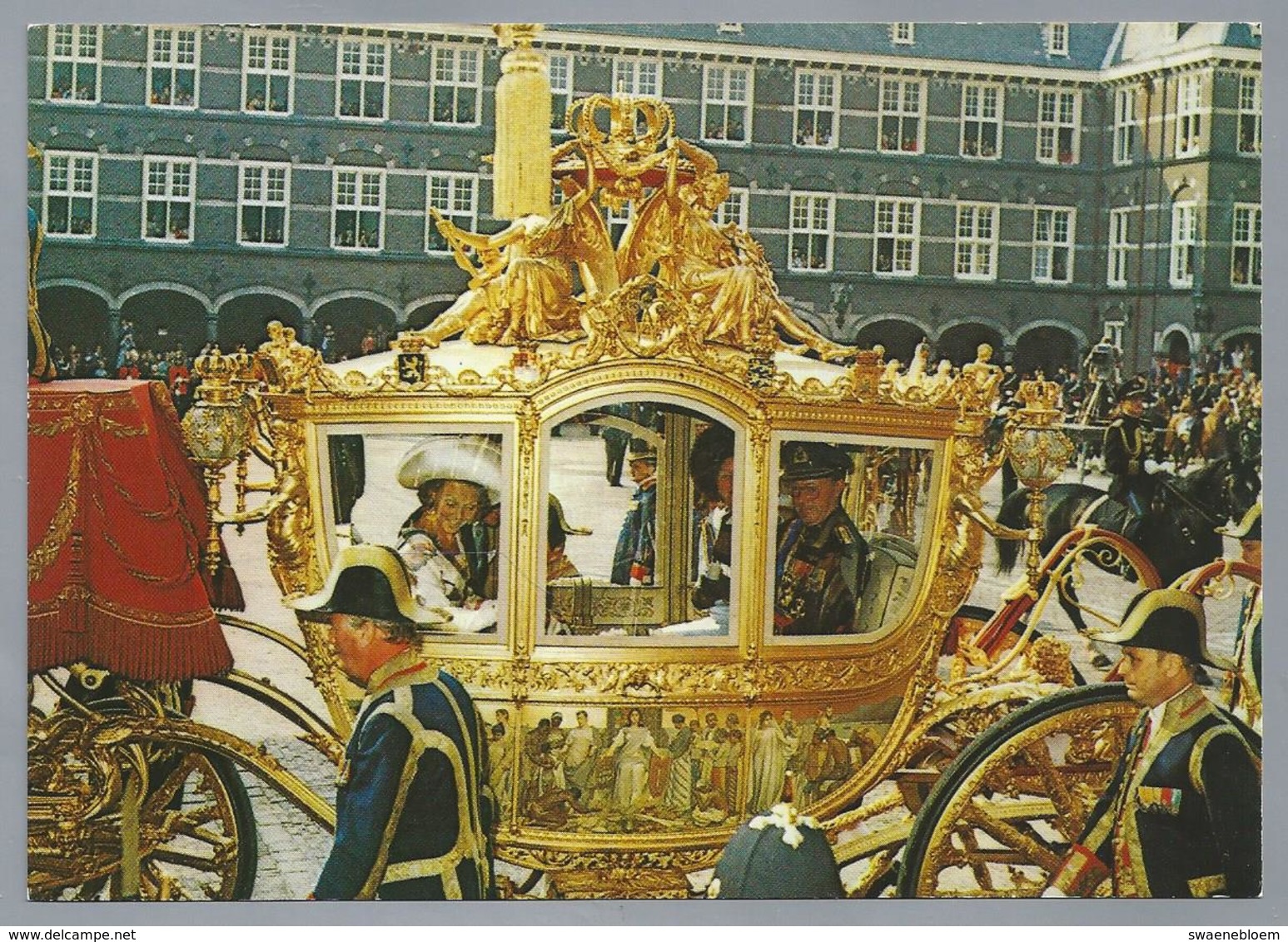 NL.- DEN HAAG. 's GRAVENGAGE. Prinsjesdag. Goudenkoets.. - Koninklijke Families