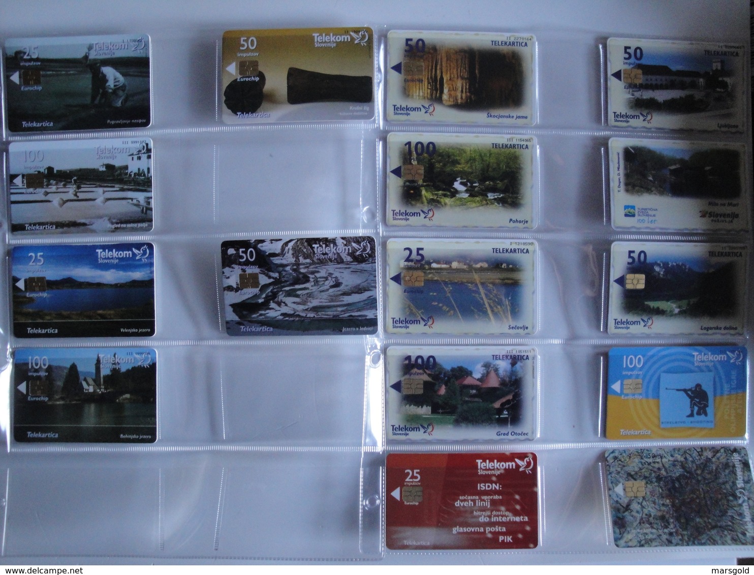 Nice Collection of +- 320 phonecards from Slovenia - Autelca - Chip - Remote - Mint - low issues!!!